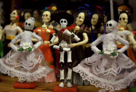 Your Guide to Halloween and Día de Los Muertos Happenings in La Phoenikera